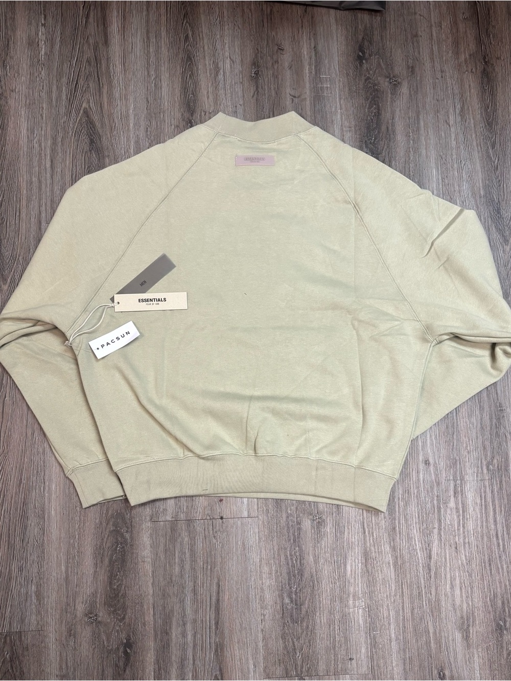 Ss22 fear of god essentials Seafoam crewneck - Picture 2 of 7